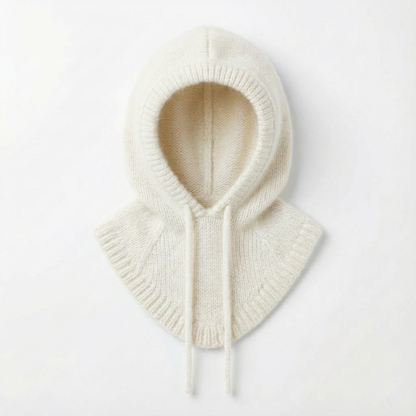 Cagoule hivernale en angora – tricotée à la main