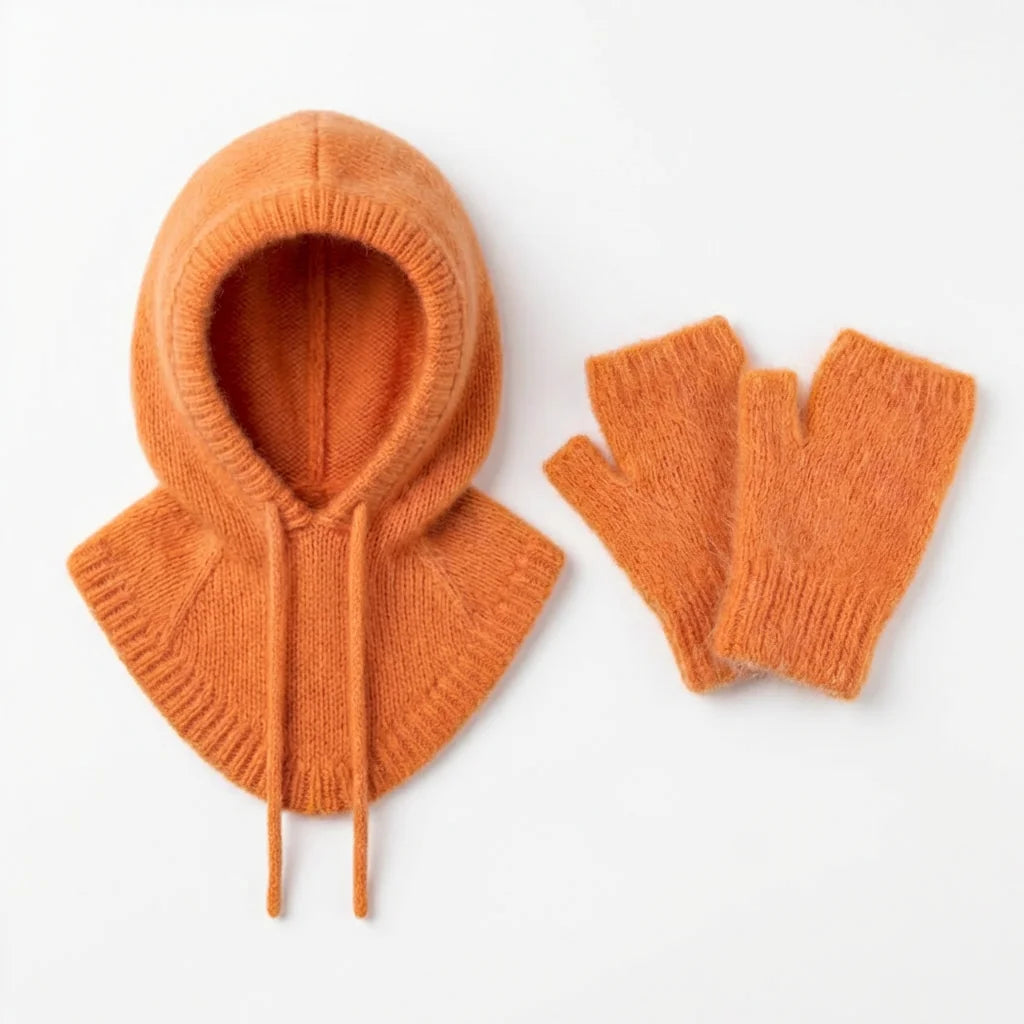 Cagoule & Mitaines en Angora – Ensemble Tricoté main en Belgique