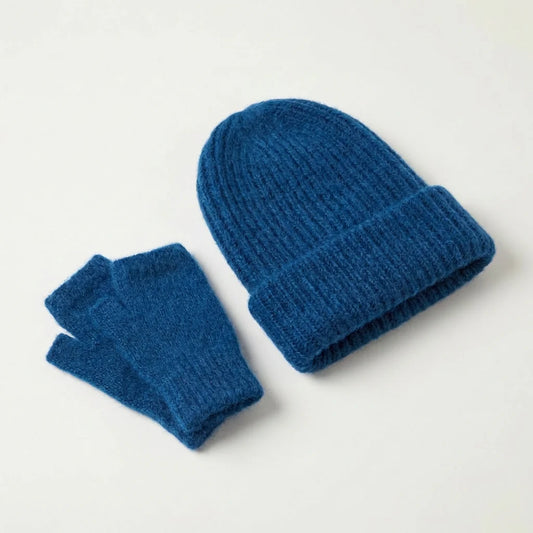 Bonnet Long & Mitaines en Angora : 2 en 1