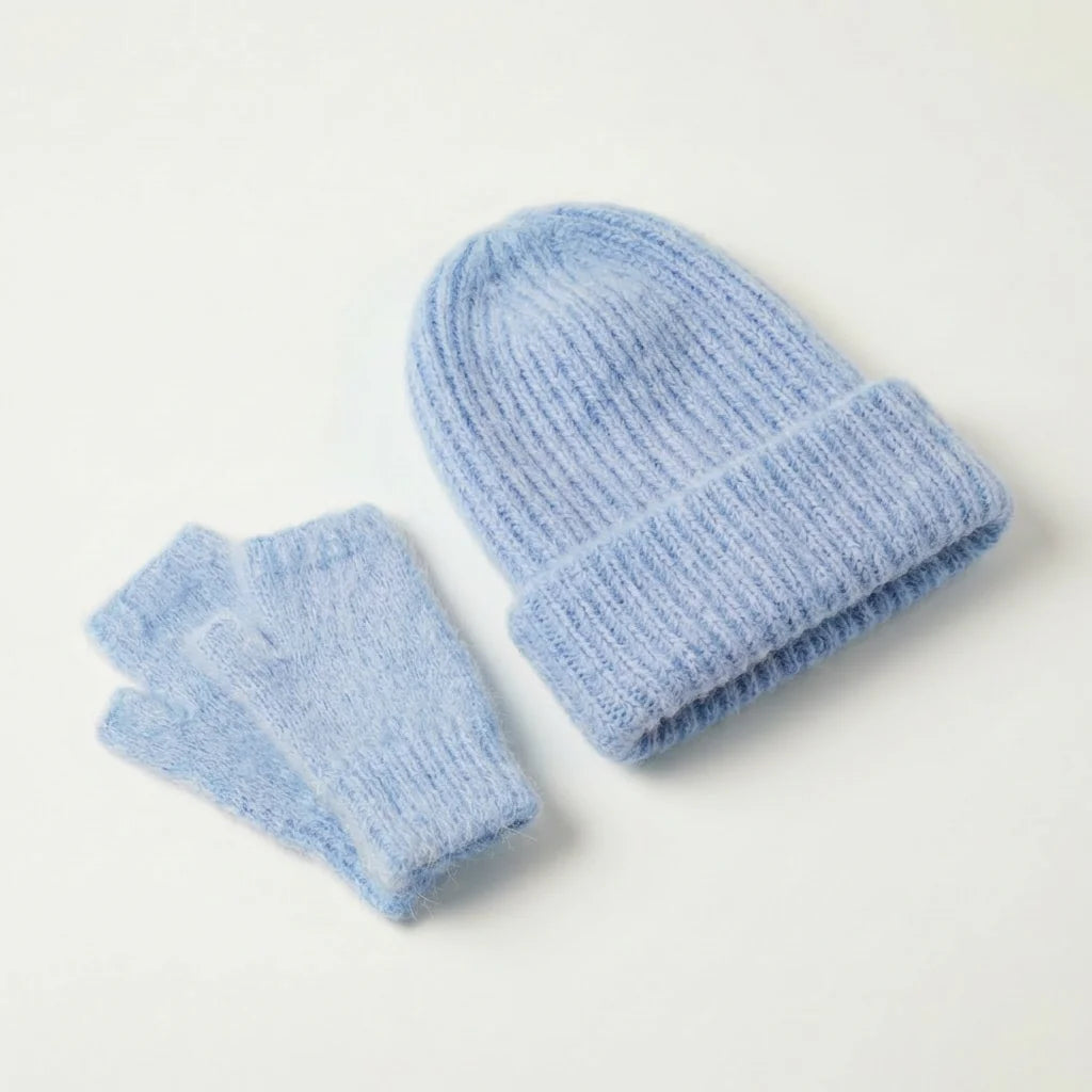 Bonnet Long & Mitaines en Angora : 2 en 1