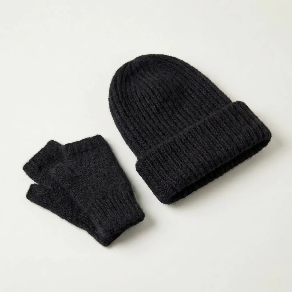 Bonnet Long & Mitaines en Angora : 2 en 1